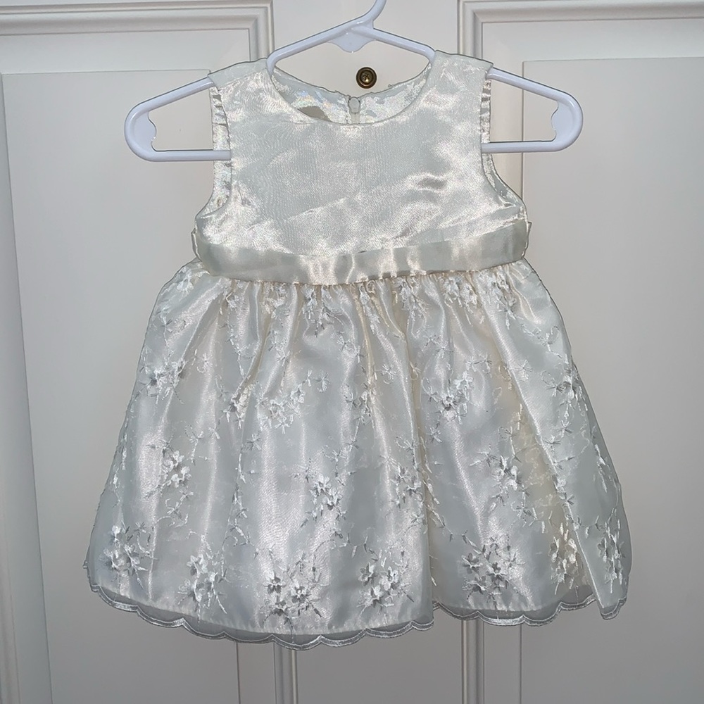 Cinderella, 9-12mo, Simply Gorgeous Ivory Dress for Any Occasion